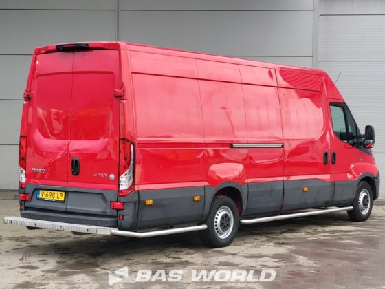 イヴェコ デイリー 35S12 クローズドボックスバン