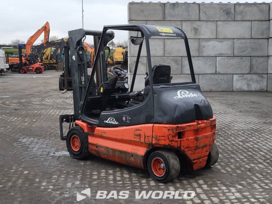 リンデ E25 -03 フォークリフト