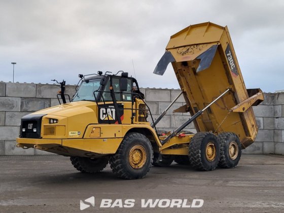 卡特彼勒 730 C 自卸车