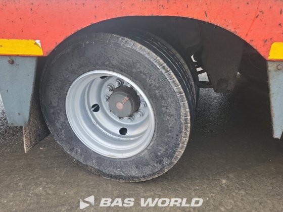 ヌートブーム ローローダー・セミトレーラー