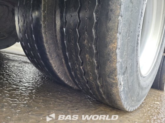 Nooteboom 低装载半挂车