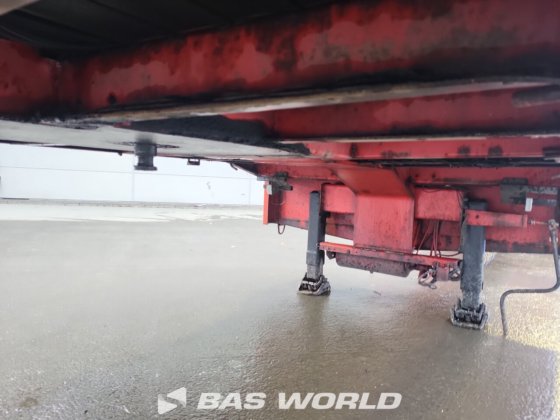 Nooteboom 低装载半挂车