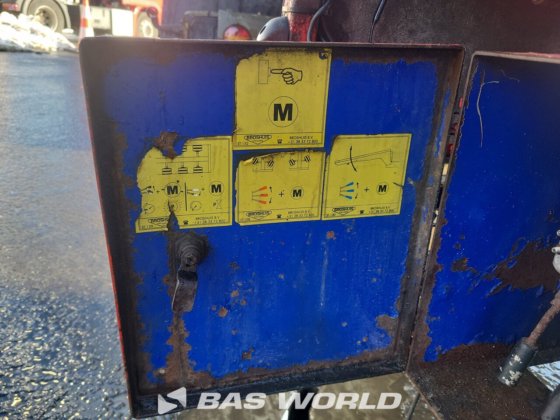 布罗休斯低装载半挂车