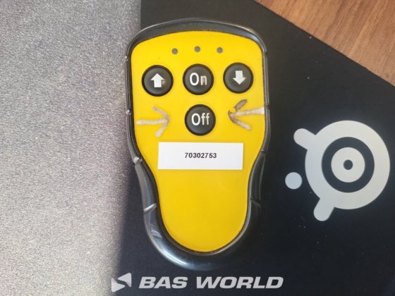 布罗休斯低装载半挂车