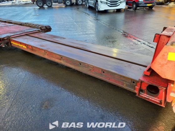 布罗休斯低装载半挂车