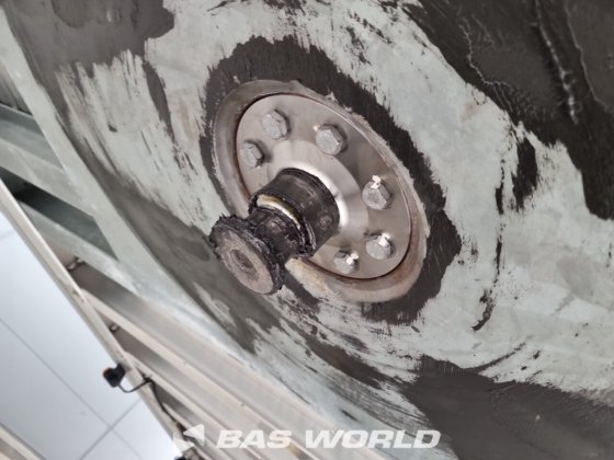 クナペン・ウォーキング・フロア