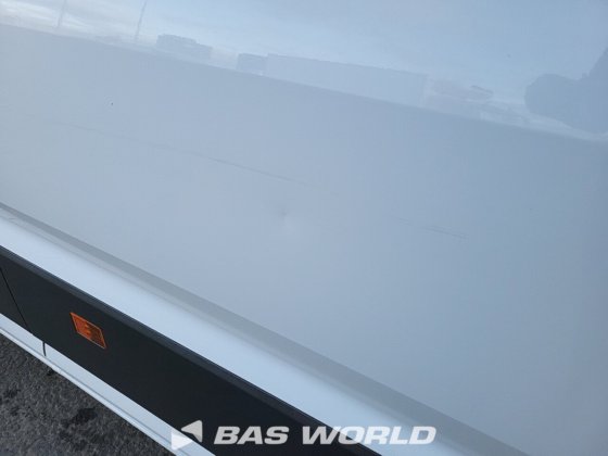 フォルクスワーゲン クラフター 177pk クローズドボックスバン