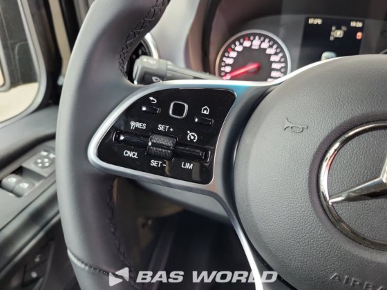 メルセデス スプリンター 519 CDI クローズド・ボックス・バン