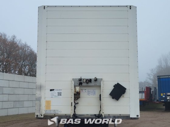 施密茨封闭箱式半拖车