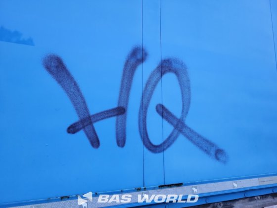 施密茨封闭箱式半拖车