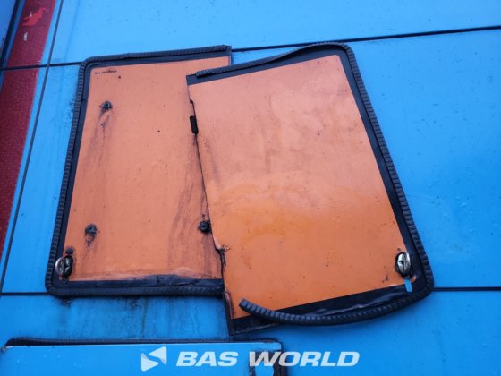 施密茨封闭箱式半拖车