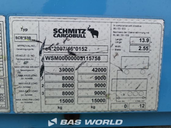 施密茨封闭箱式半拖车