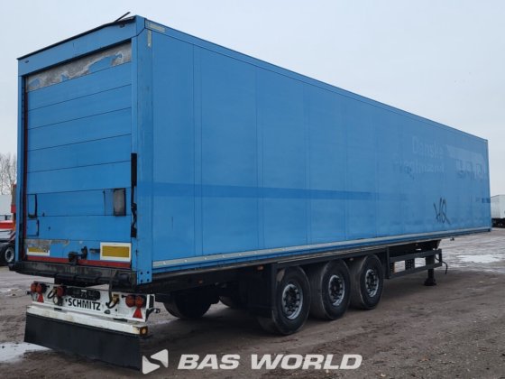 施密茨封闭箱式半拖车