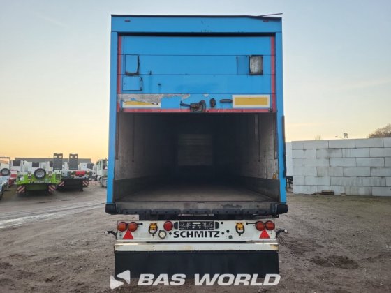 施密茨封闭箱式半拖车