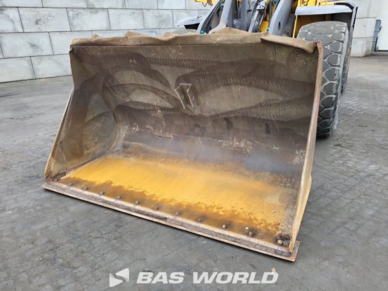 ボルボ L120 E ホイールローダ