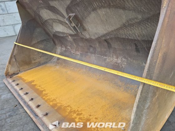 ボルボ L120 E ホイールローダ