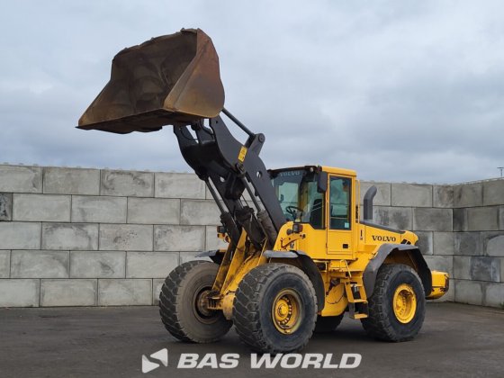 ボルボ L120 E ホイールローダ