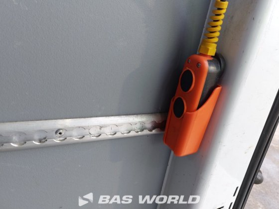 福特全顺 130pk 封闭箱式货车