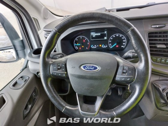 福特全顺 130pk 封闭箱式货车