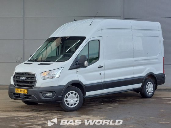 福特全顺 130pk 封闭箱式货车