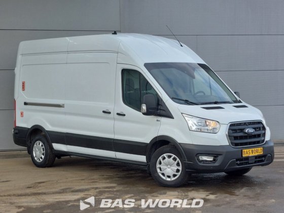 福特全顺 130pk 封闭箱式货车