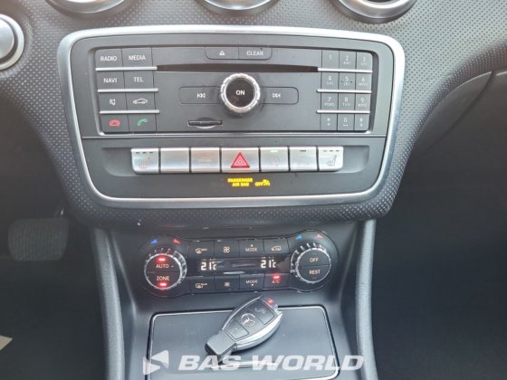 梅赛德斯掀背车