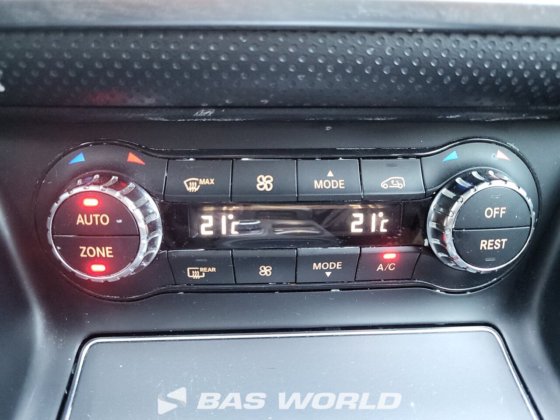 梅赛德斯掀背车