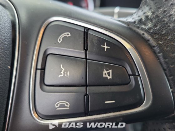 梅赛德斯掀背车