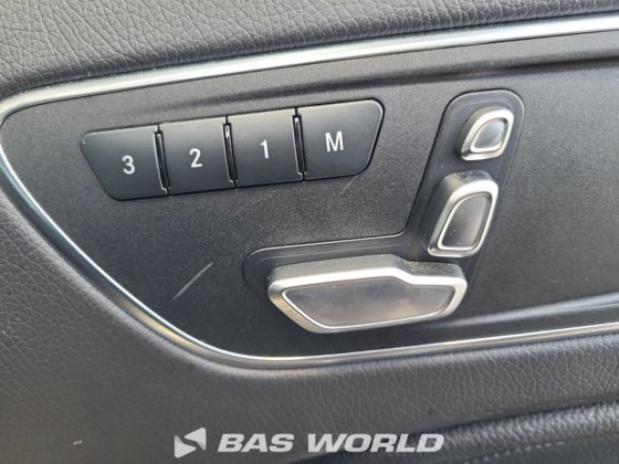 梅赛德斯掀背车