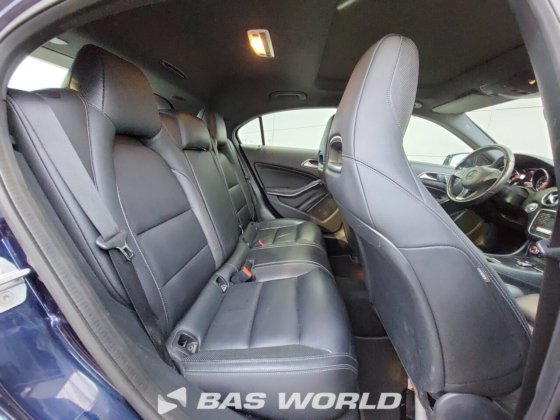 梅赛德斯掀背车