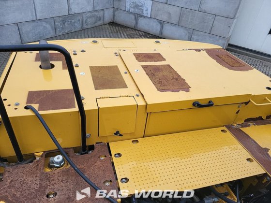 卡特彼勒 320 07B 履带挖掘机