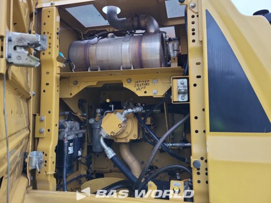 卡特彼勒 320 07B 履带挖掘机