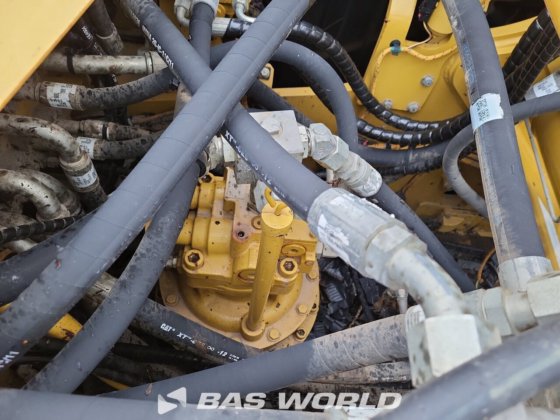 卡特彼勒 320 07B 履带挖掘机