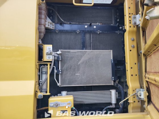 卡特彼勒 320 07B 履带挖掘机