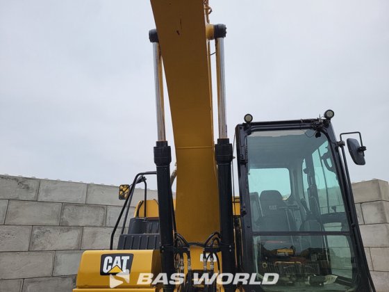 卡特彼勒 320 07B 履带挖掘机