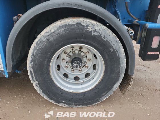 液化气罐半挂车