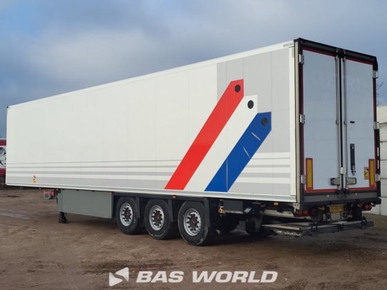 施密茨冷藏半挂车