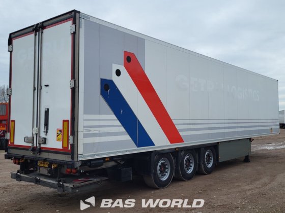 施密茨冷藏半挂车