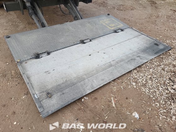 施密茨冷藏半挂车