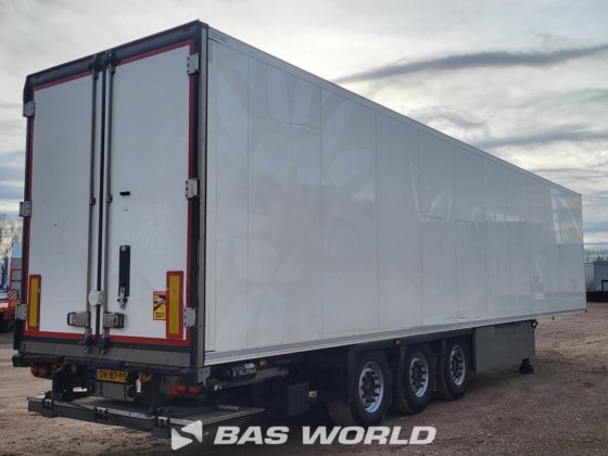 施密茨冷藏半挂车