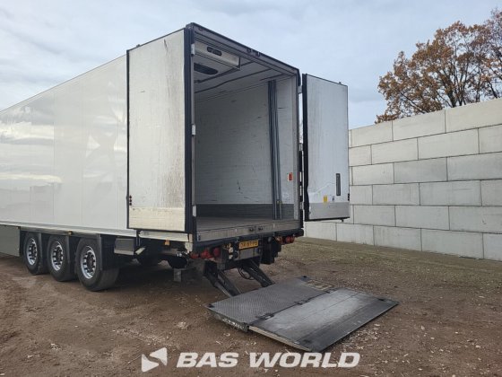 施密茨冷藏半挂车