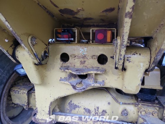 卡特彼勒 730 装载机