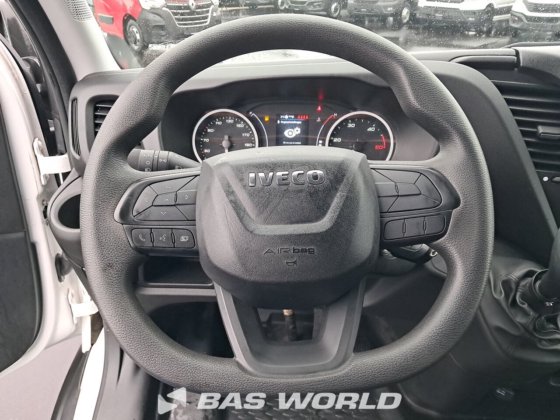 イヴェコ デイリー 35S16 ダンプカー