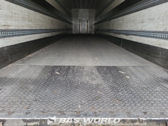 Draco 封闭箱式半拖车