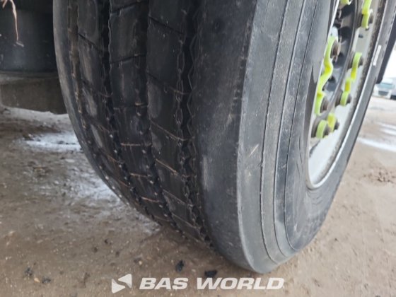 Draco 封闭箱式半拖车