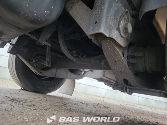 Draco 封闭箱式半拖车