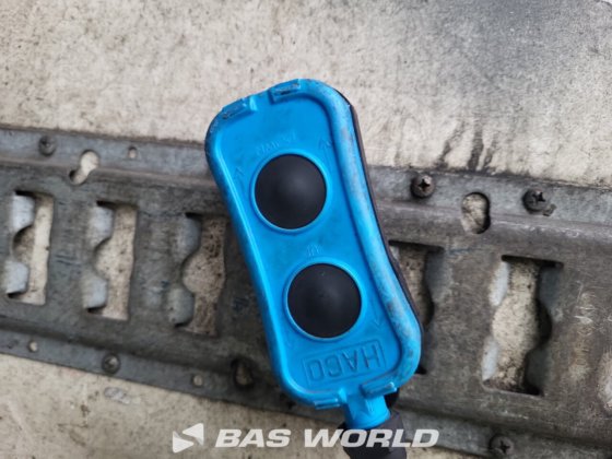 Draco 封闭箱式半拖车