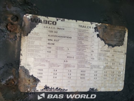 Draco 封闭箱式半拖车