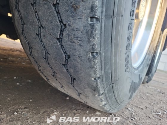 Feldbinder EUT 40.3 粉末罐半挂车