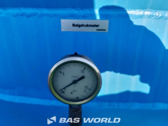 Feldbinder EUT 40.3 粉末罐半挂车